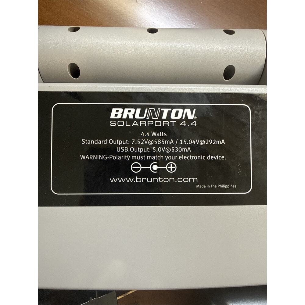 Brunton Solarport 4.4 Solar Charger UNTESTED!